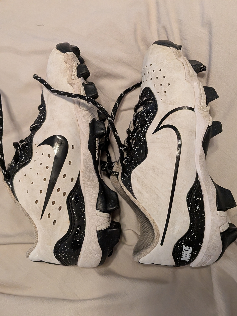 Nike Fastflex Youth Baseball Cleats Size 1.5Y GUC